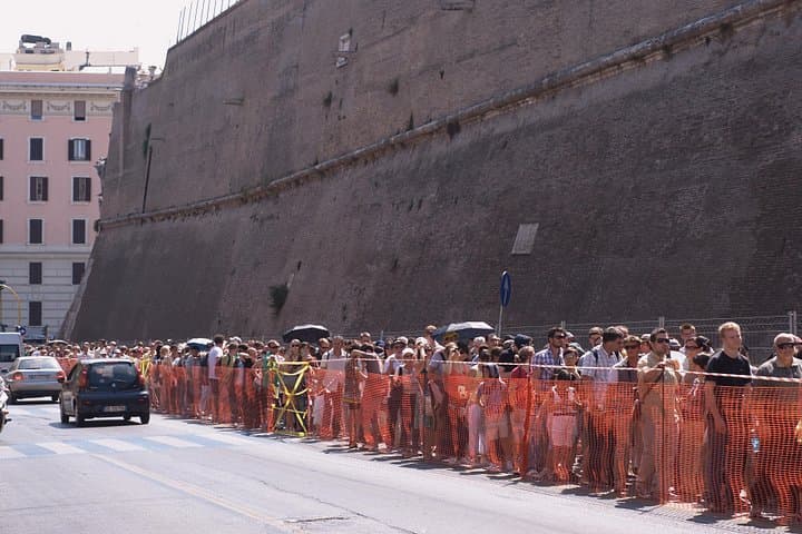 Vatican Museum WITHOUT Skip-The-Line Entrance