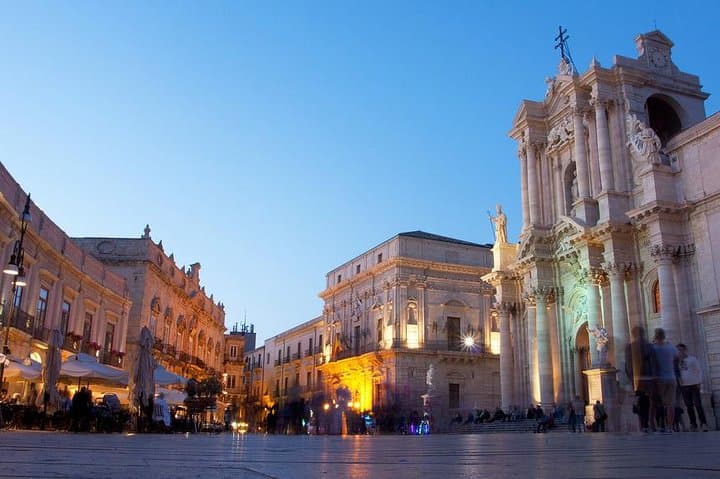 Cathedral Square