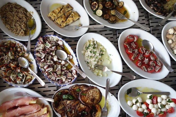 Private Horseback Riding Tour on Etna Area + Traditional Lunch