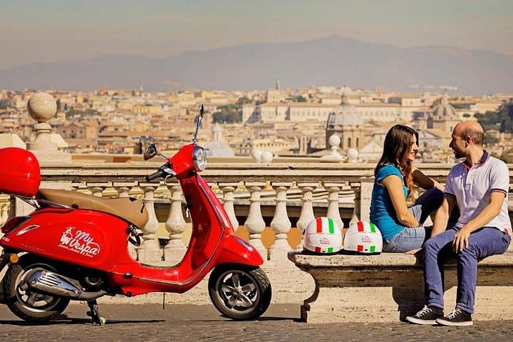 Vespa Tour at the Gianicolo