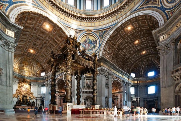 Express Early Morning Sistine Chapel Tour with Max 6 People