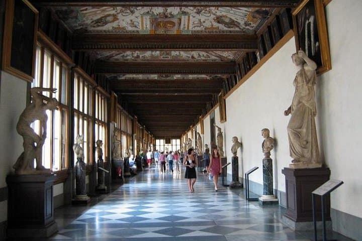 Uffizi Exclusive Semi-Private Tour, Top-Rated Guide, Max 6 Pax