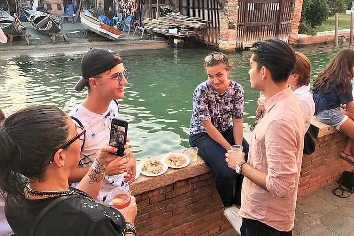 chat, sip and eat :)