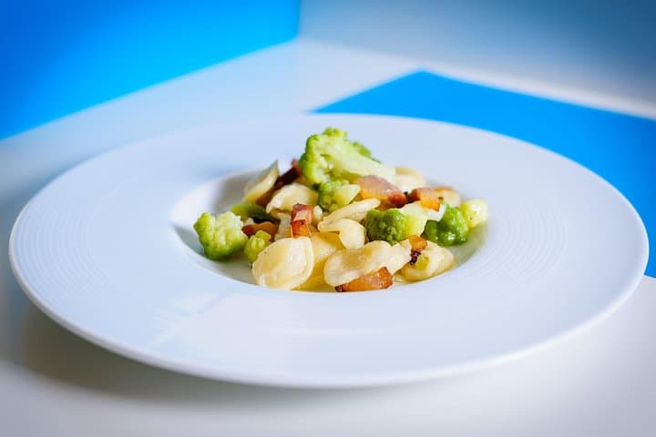 Cesarine: Home Cooking Class & Meal with a Local in Bari