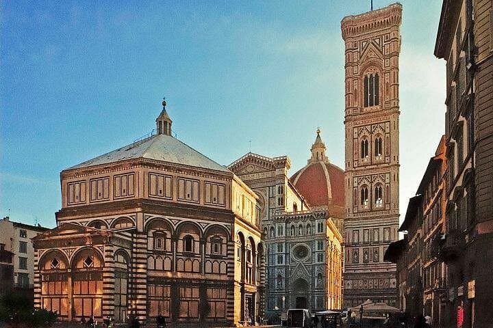 See the monuments of Florence with a private guide