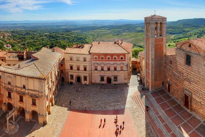 Montalcino and Montepulciano Tour