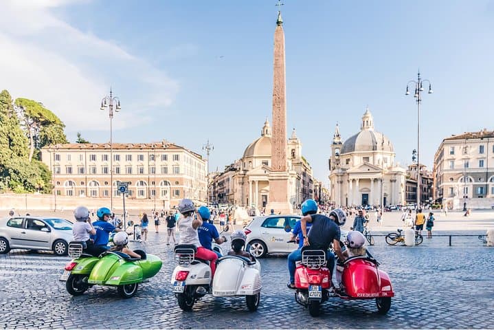 Vespa Sidecar Tour in Rome with Cappuccino