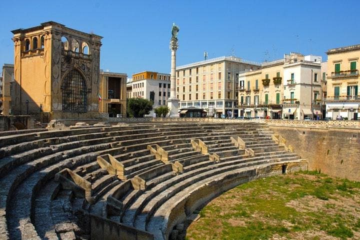 Lecce Private Tour with pasticciotto tasting