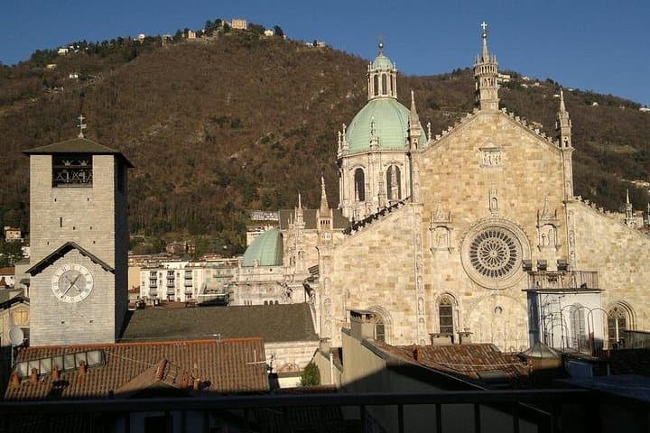 Como: Small-Group 2 Hours Walking Tour