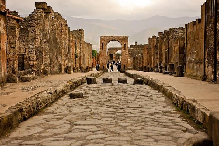 Pompeii & Vesuvius