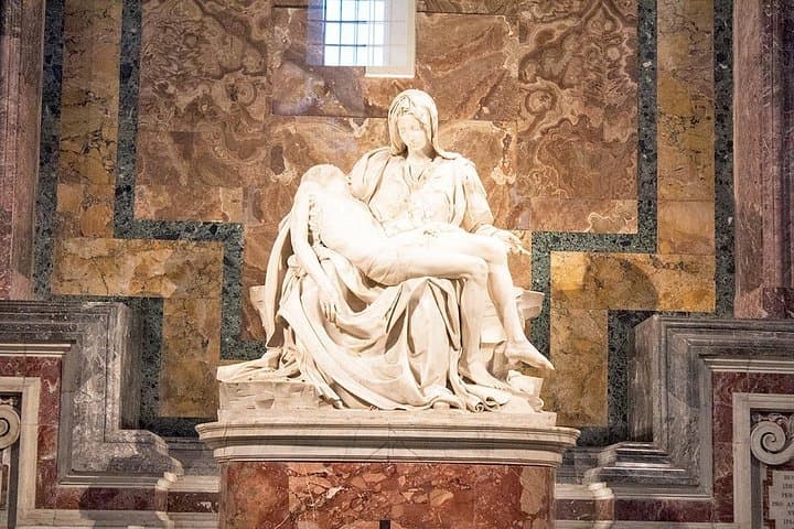 Michelangelo's pietÃ
