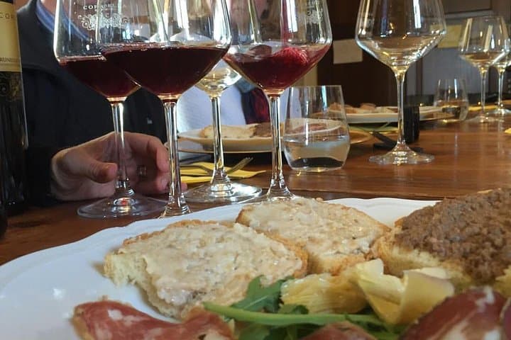 Exclusive Private Tuscany Wine Tour & Food Pairing Session