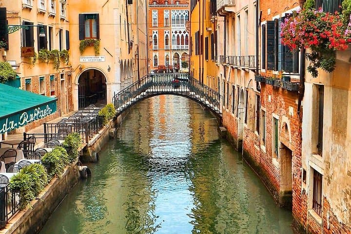 Venice Top Sights Walking Tour with an Expert Local Guide