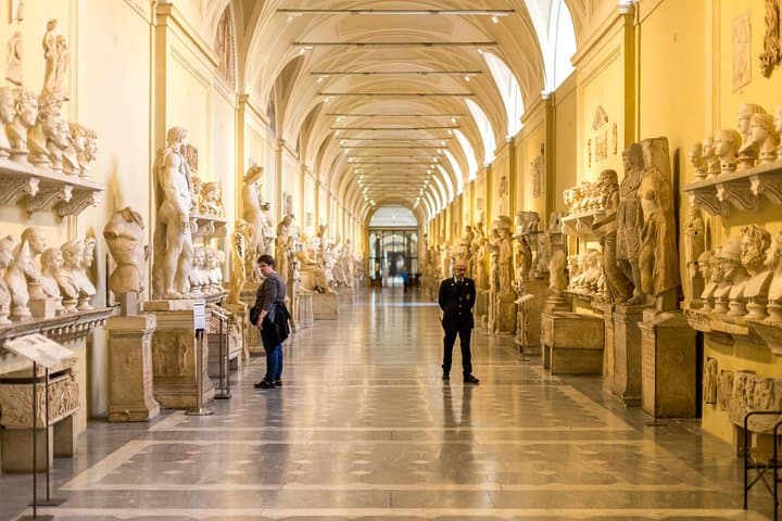 Vatican Museums, Sistine Chapel & St Peter’s Basilica-Small Group
