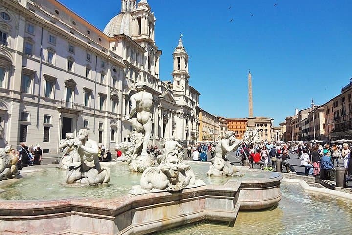 Piazza Navona visited on the tour