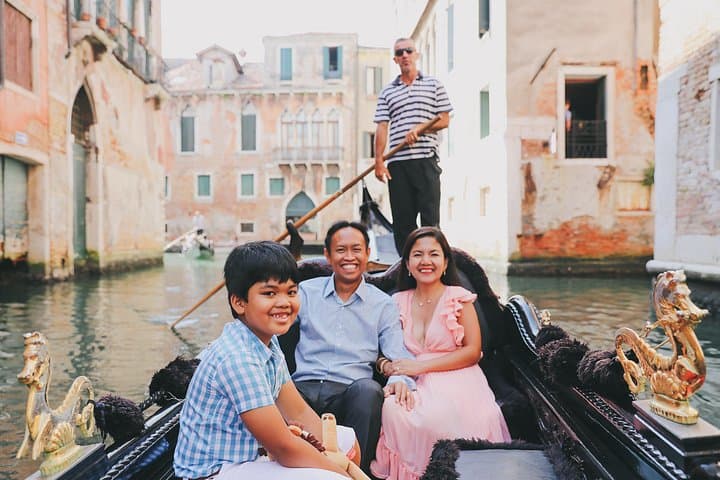 Marta for Flytographer in Venice