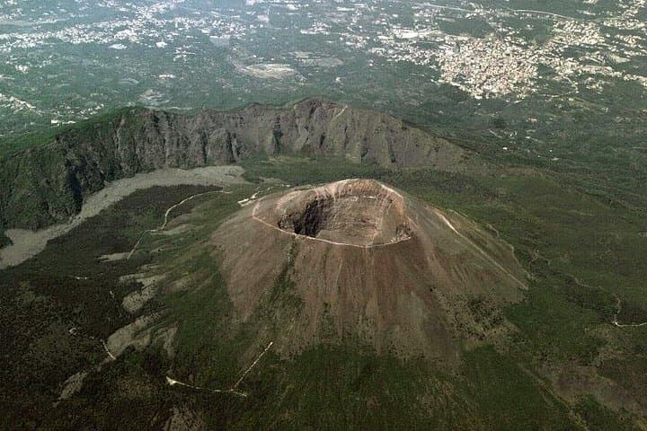 Crater of Mt Vesuvius, Italy