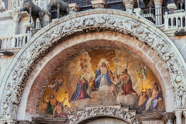 Highlights & Hidden Gems With Locals: Best of Venice Private Tour