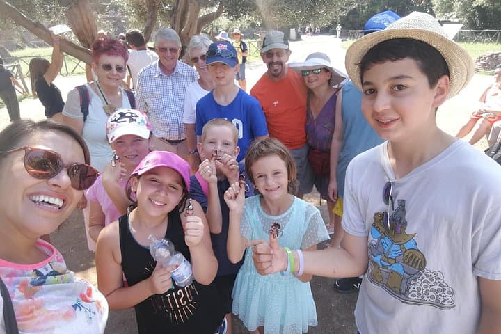Kids and Alessandra in the Forum!