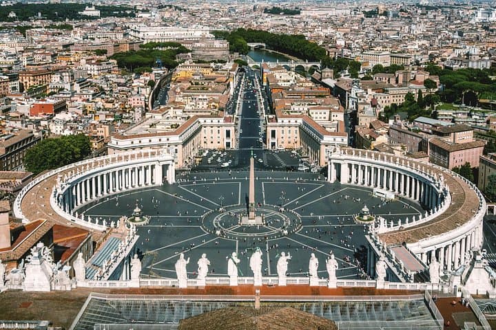 Skip the Line: Vatican Wheelchair Accessible Private Tour