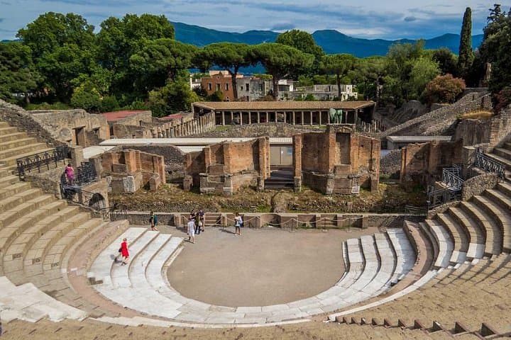 Pompeii theatre