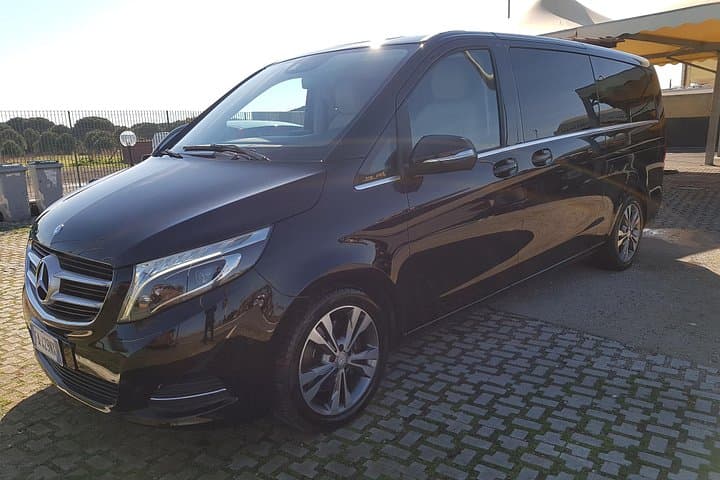 Private Transfer Rome to Civitavecchia Cruise Port: Luxury Car