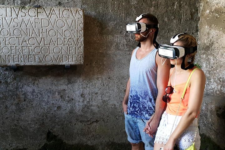 Private Pompeii Tour with 3D Virtual Reality Headset - Tour Assistant Only