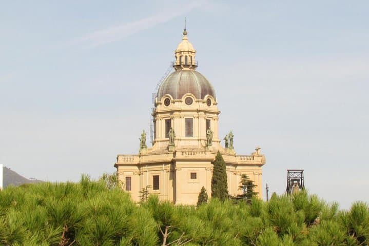 Cristo Re Church
