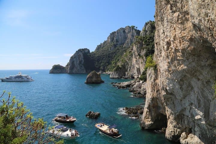 Capri Boat tour from Positano with Light Lunch, Drinks & Swim