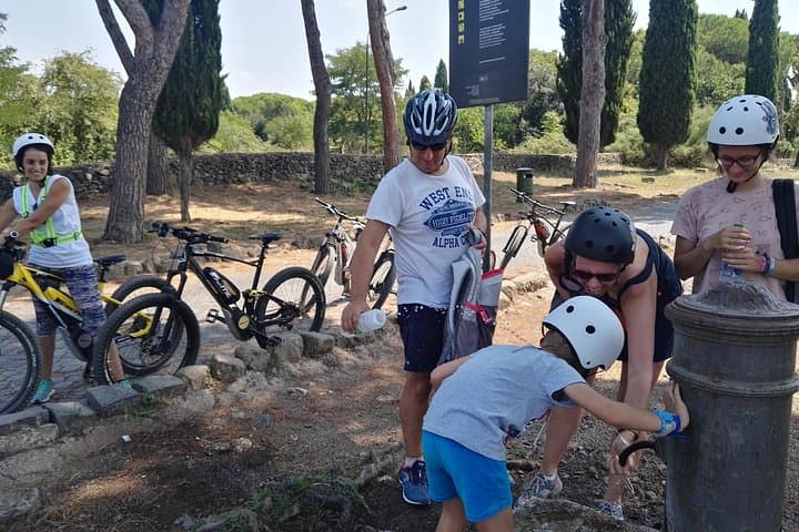 Ancient Appian Way PRIVATE Bike Tour