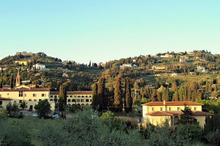 Escape Florence Crowds Local Tuscany Life E-Bike Max 4 Only