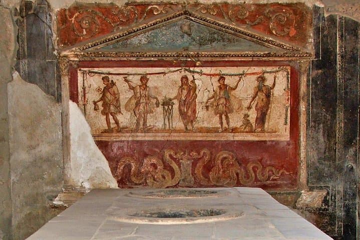 Private Transfer with Pompeii Stop from Naples or Sorrento
