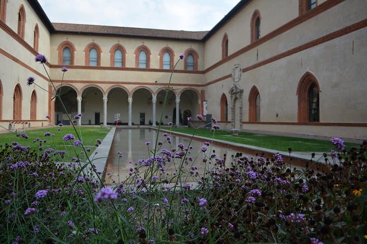 Discovering Milan Walking Tour