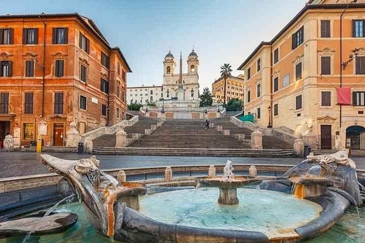 Spanish Square and the Steps