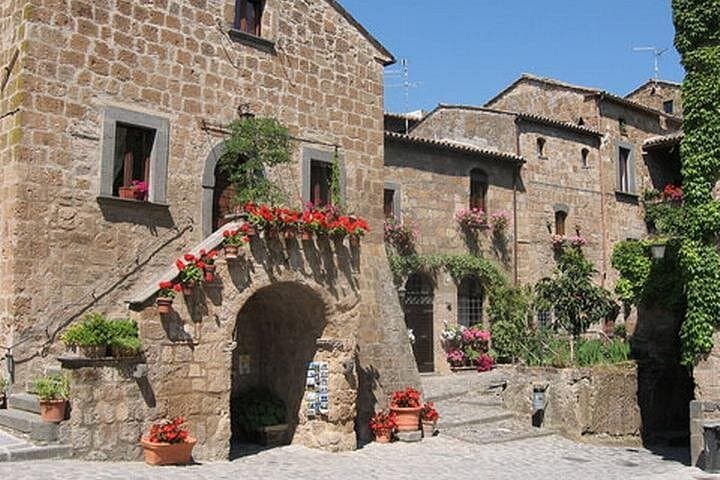 Private Civita di Bagnoregio and Orvieto Day Trip from Rome