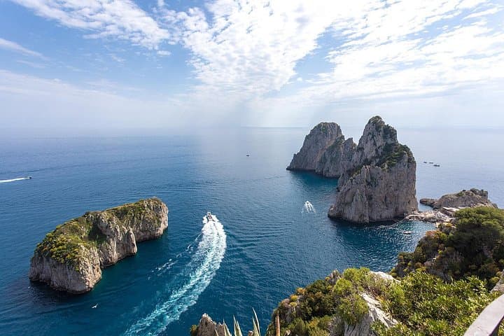 See the island's natural beauty