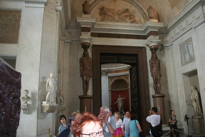 Skip the line - Private tour: Vatican Museums Sistine Chapel,