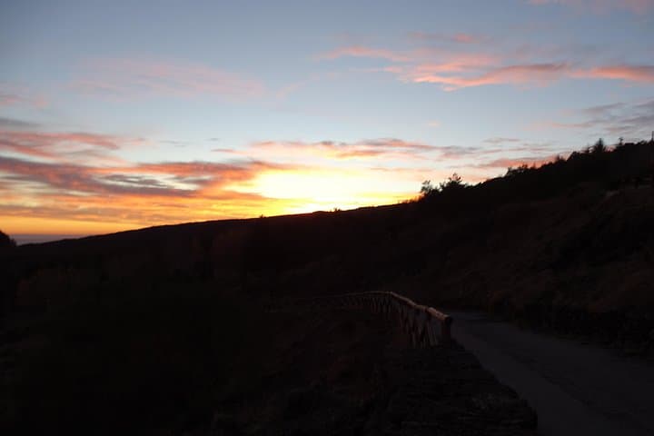 Catania: Etna Sunset Tour, Lava Cave by Jeep & Van