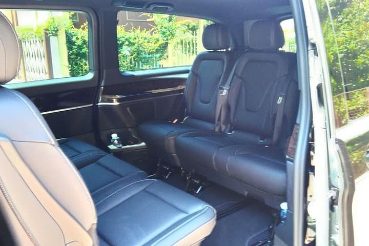 Lake Como-Private Transfer Como-Cernobbio-Moltrasio-Laglio to MXP