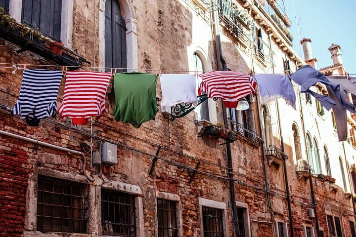 Highlights & Hidden Gems With Locals: Best of Venice Private Tour