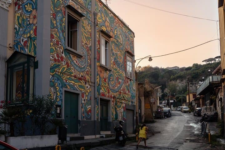 Off the Beaten Track in Naples: Private City Tour