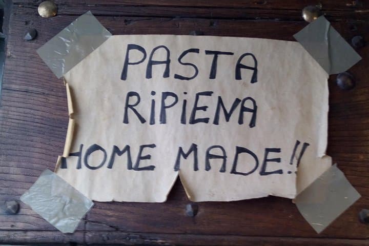 Walking Food Tour of Rome with Tastings