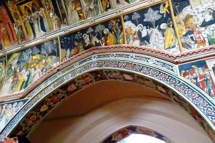 Galatina Private Tour: Amazing frescoes Giottesque in Puglia