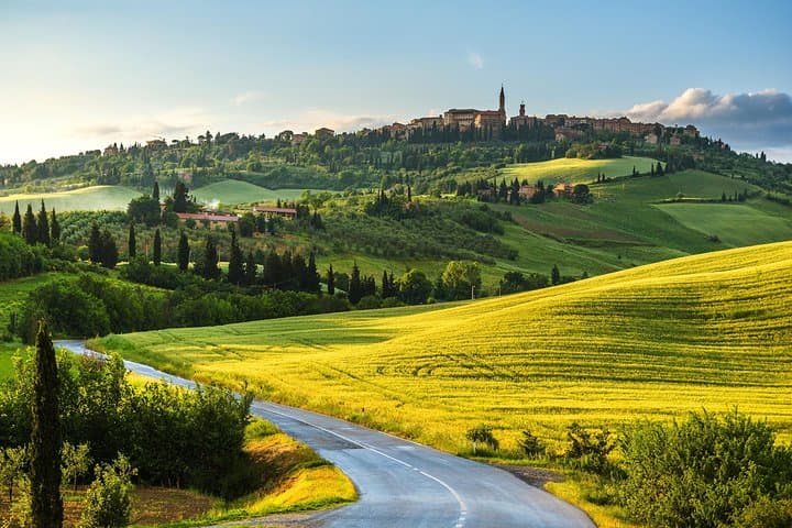 Private tour from Florence to CORTONA & MONTEPULCIANO