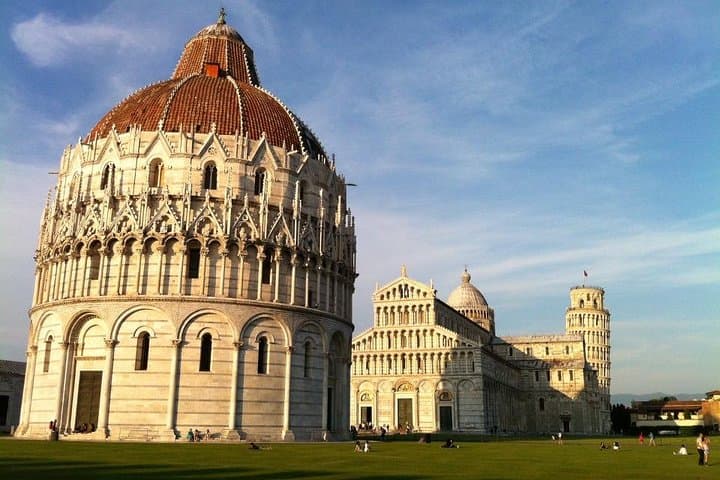 Pisa's Piazza dei Miracoli