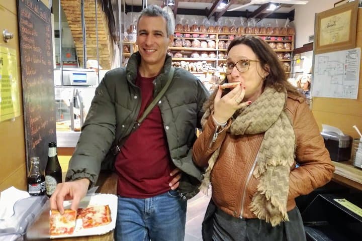 Budget Street Food Tour of Campo de Fiori, Jewish Ghetto & Pantheon with Gelato