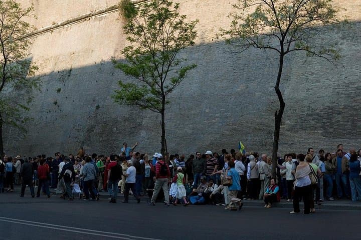 Vatican Museum WITHOUT Skip-The-Line Entrance
