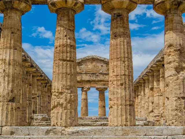 Paestum: Private Tour of Greek Temples and Archaeological Museum