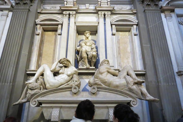 Private Medici Chapels and San Lorenzo Square Guided Visit
