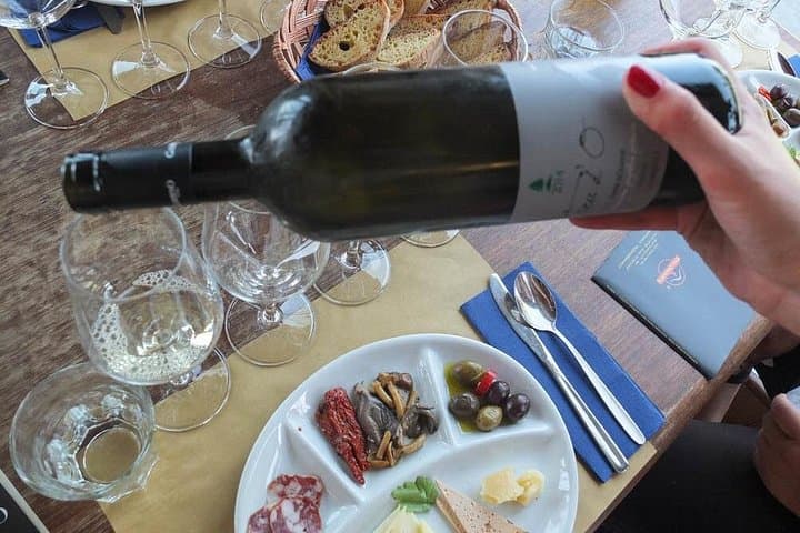 Food and wine at Etna winery